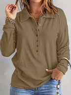Lia - Essential Button Sweater